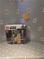 LEGO STAR WARS YODA 75255 NEW AND SEALED