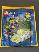 Lego City Worker with Lawnmower - 952303