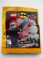 LEGO DC Comics Super Hero's Batman Mr Freeze with Snowman - L0002270