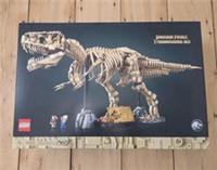 LEGO Dinosaur Fossils Tyrannosaurus Rex 76968 New Sealed