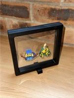 Brick Mini Figure Display Case & 2 Figures SpongeBob And Patrick Superhero Gift
