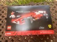 Lego Ferrari F2004 & Michael Schumacher 11375 damaged box