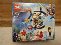 LEGO 41234 DC Super Hero Girls Bumblebee Helicopter Set NEW - BOX DAMAGE