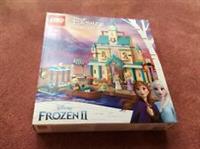 LEGO Disney Frozen II Arendelle Castle Village (41167) DAMAGED BOX - NEW/BOXED