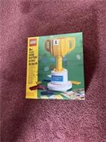 LEGO TROPHY 40385 - NEW/BOXED/SEALED
