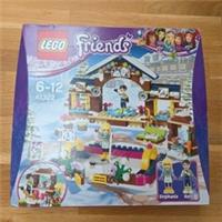 Lego Friends 41322 Snow Resort Ice Rink Brand New