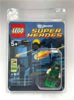 Lego Green Arrow San Diego Comic-Con 2013 Exclusive blister pack DC Universe