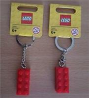 2x Lego Keyring 850154 Red Brick 2x4 2015 "FIREWORKS"