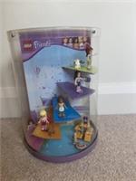 Lego Friends Set Minifigures In Display Box 5 Figures BNIB Ex Shop Display RARE