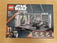 LEGO STAR WARS. DARK TROOPER ATTACK with LUKE SKYWALKER. 75324. BNIB. FREE P&P.