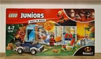 LEGO 10761 Juniors The Incredibles Great Home Escape New Box Damaged