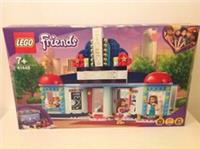 Lego Friends Heartlake City Theatre 41448 with 3 Lego Friends Figures New Age 7+
