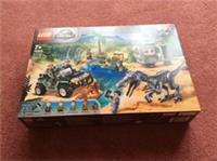 LEGO Jurassic World Baryonyx Face-Off: The Treasure Hunt (75935) - NEW/BOXED