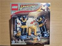 LEGO INDIANA JONES. ESCAPE FROM THE LOST TOMB. 77013. BNIB. FREE SHIPPING.