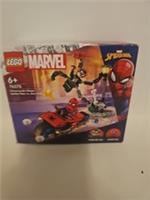 LEGO Super Heroes: Motorcycle Chase: Spider-Man Vs. Doc Ock (76275)
