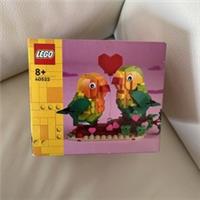 LEGO Valentine Lovebirds (40522) NEW AND BOXED