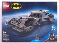 LEGO 76331 Super Heroes Batman v Superman Batmobile - Sealed New Box Shows Wear