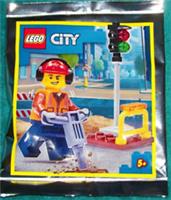 LEGO CITY: Builder with Traffic Lights Set 952111 - New