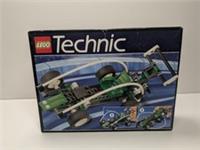 LEGO TECHNIC: Spy Runner (8213) - Brand New