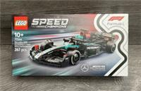 LEGO Speed Champions 77244 Mercedes AMG Formula 1 Car Age 9+ 267pcs *Damaged Box