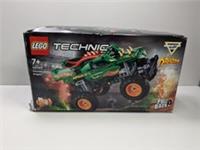 LEGO TECHNIC: Monster Jam Dragon (42149) - BNIB (Damaged box)