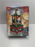 LEGO Seasonal Christmas Carousel 40293 Holiday Set Rotating Tree Train NEW