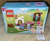 LEGO Sets: Disney Princess: Whisker Haven Tales: 41143-1 BERRY'S KITCHEN (2017)