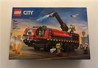 LEGO CITY Airport Fire Engine 60499 691 pcs New Sealed Building Toy Set