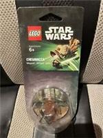 BRAND NEW RETIRED LEGO STAR WARS CHEWBACCA FRIDGE MAGNET 850639