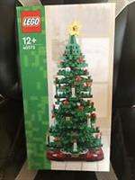 BRAND NEW LEGO CHRISTMAS TREE SET 40573 STILL FACTORY SEALED