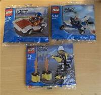 X3 STILL SEALED LEGO CITY SETS 7266 FIRE FIGHTER 30018 POLICE 0150 CAR FREE P+P