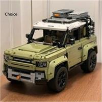 TECHNICAL: Land Rover Defender Collector's Building Blocks Set (42110)