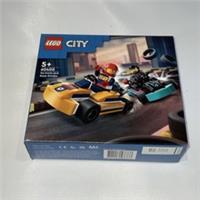 LEGO City Go-Karts and Race Drivers Vehicle Set 60400 New