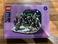 Lego Northern Lights Diorama new sealed 40785