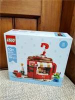 LEGO CHRISTMAS SET - LIMITED EDITION - NEW - 40776 - HOT CHOCOLATE STAND