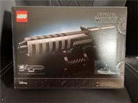 EXCLUSIVE INSIDERS PROMO ONLY LEGO STAR WARS MANDALORIAN THE DARKSABER 40917