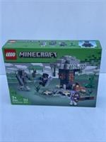 Lego Minecraft 21586 The Pale Garden Building Toy for Kids Ages 7+ New Sealed.
