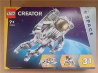 Lego Creator 3-In-1 Space Set 31152 Astronaut Brand New & Sealed