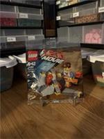 Lego 30280 The Lego Movie The Piece of Resistance with Emmet Polybag New Sealed