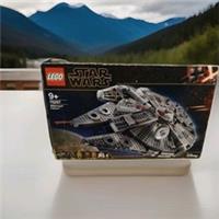 LEGO Star Wars: Millennium Falcon (75257)