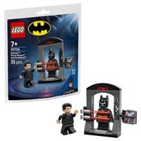 LEGO DC Super Heroes Batman Bruce Wayne and the Batsuit Polybag Set 30726