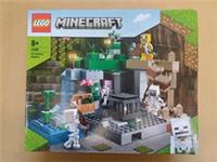Lego Minecraft Set 21189 The Skeleton Dungeon Brand New & Sealed