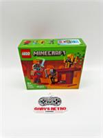 LEGO Minecraft 21266 The Nether Lava Battle Complete Set 99 Pieces