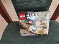 Lego 75029 AAT Microfighters (Sun damaged box)
