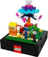 LEGO Bricktober 2020 Fairground Swing Ride Promo Set 66648