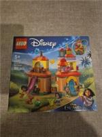 LEGO Disney 43261 Princess Encanto Mini House - New Free P&P