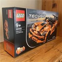 Lego Technic Chevrolet Corvette ZR1 42093 Brand New & Sealed