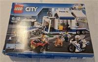 LEGO CITY: Mobile Command Center (60139)