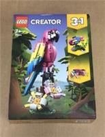 LEGO 31144 Exotic Pink Parrot Creator 3 In 1 Brand New & Sealed. Retired.