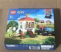 LEGO 60344 City: Farm Chicken Henhouse Set - New & Sealed